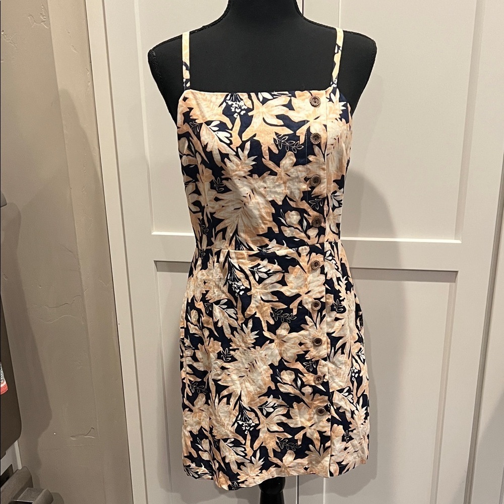 Forever 21 Navy and Cream Floral Mini Dress M